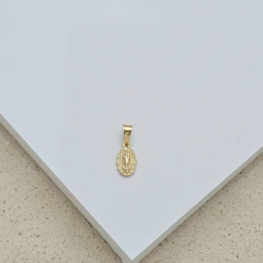 DIJE GUADALUPE BORDE ONDAS 7X17MM